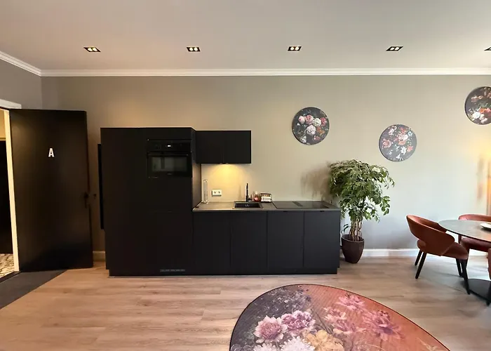 - A 马斯特里赫特